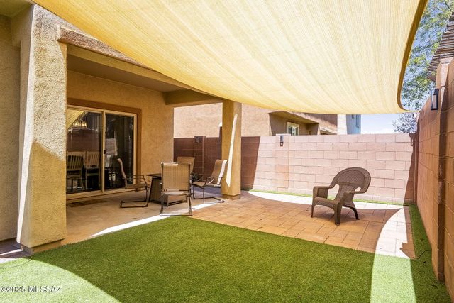 717 W Calle Canto Sereno, Sahuarita, AZ 85629