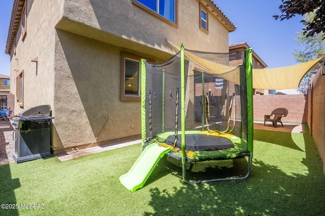 717 W Calle Canto Sereno, Sahuarita, AZ 85629