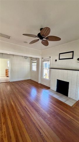 640 9TH AVENUE N, St Petersburg, FL 33701