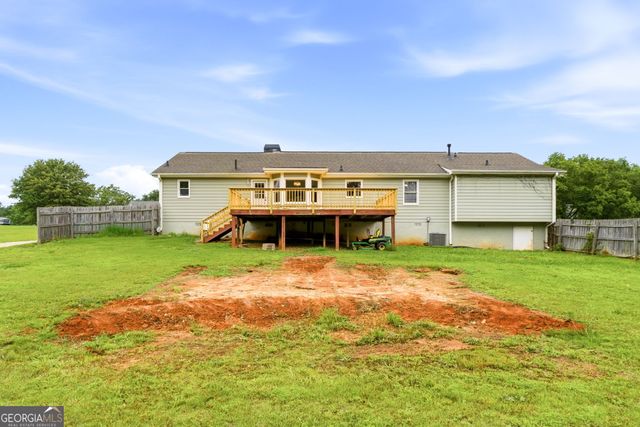 136 Thicket Trail, Mcdonough, GA 30252
