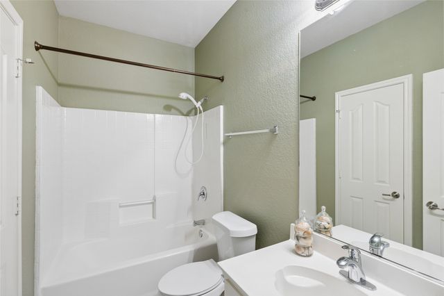 5852 Barrier Reef Drive, Fort Worth, TX 76179