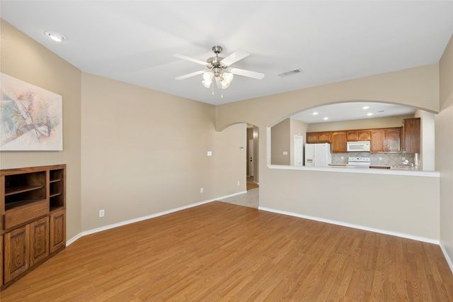 5852 Barrier Reef Drive, Fort Worth, TX 76179