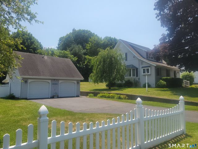 50 Lawrence Street, Vernon, CT 06066