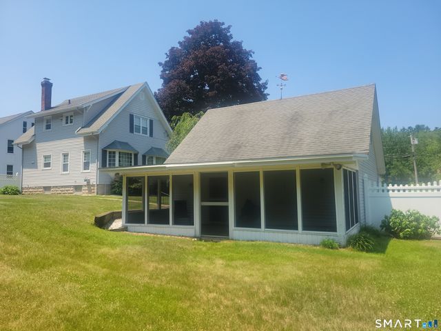50 Lawrence Street, Vernon, CT 06066