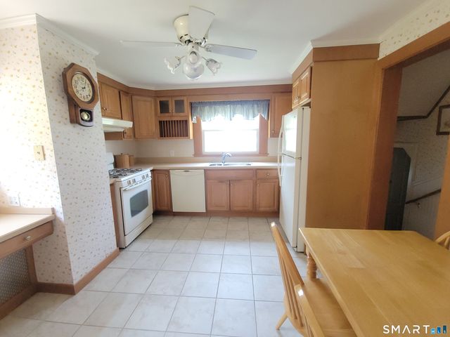 50 Lawrence Street, Vernon, CT 06066