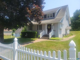 50 Lawrence Street, Vernon, CT 06066
