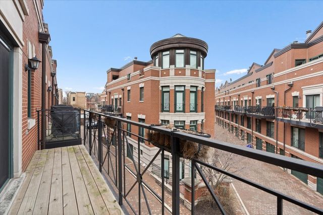 430 W Armitage Avenue C, Chicago, IL 60614