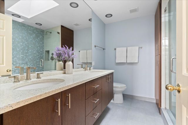 430 W Armitage Avenue C, Chicago, IL 60614