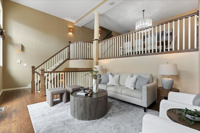 430 W Armitage Avenue C, Chicago, IL 60614