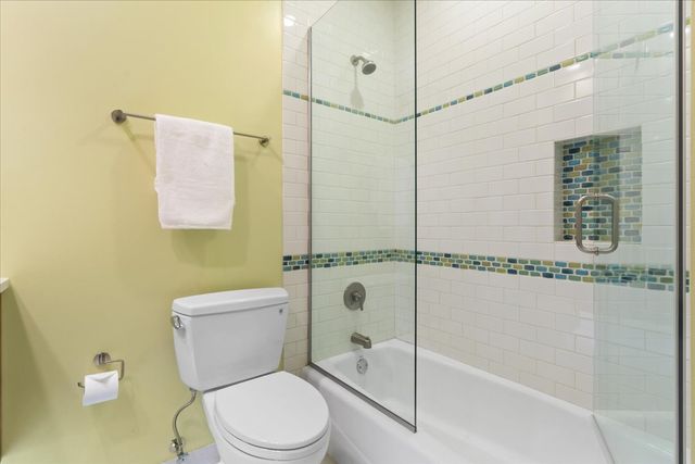 430 W Armitage Avenue C, Chicago, IL 60614