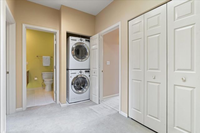 430 W Armitage Avenue C, Chicago, IL 60614