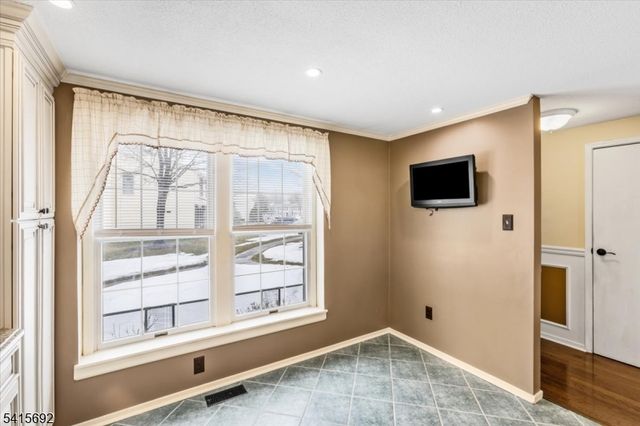 68 Constitution Way, Franklin Boro, NJ 07416