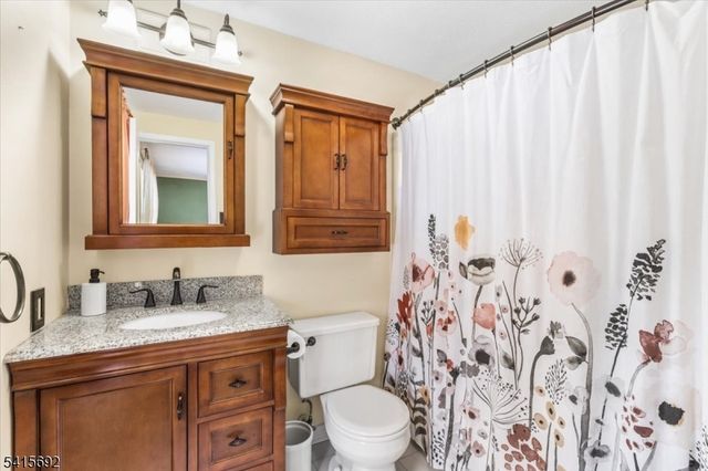 68 Constitution Way, Franklin Boro, NJ 07416