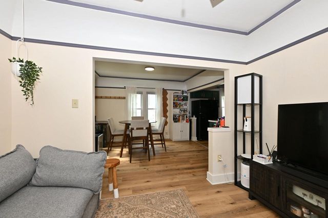 2025 S 71st STREET, West Allis, WI 53219