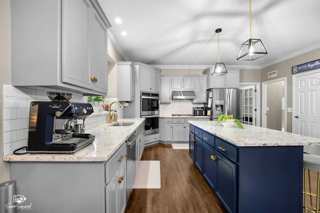 3356 Lapp Lane, Naperville, IL 60564