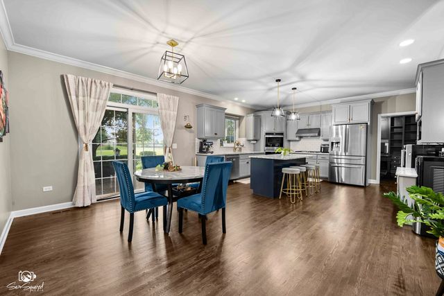 3356 Lapp Lane, Naperville, IL 60564