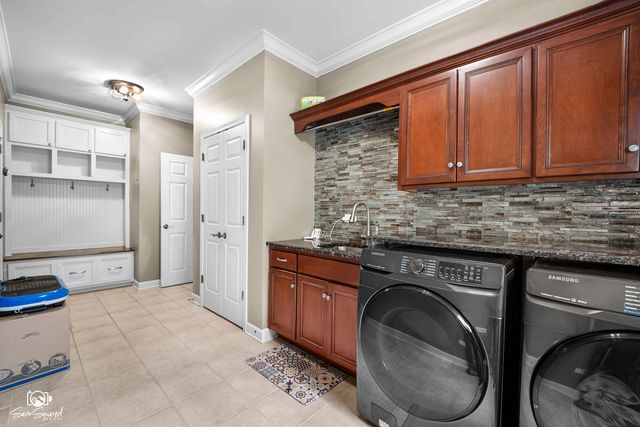 3356 Lapp Lane, Naperville, IL 60564