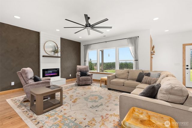 527 Tennessee Road, Winlock, WA 98596