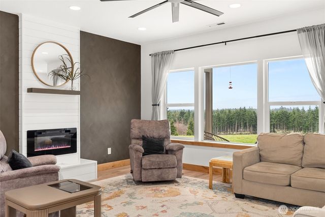 527 Tennessee Road, Winlock, WA 98596