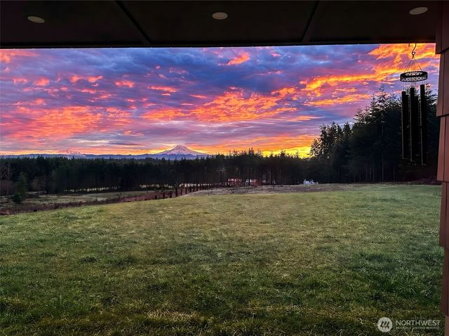 527 Tennessee Road, Winlock, WA 98596