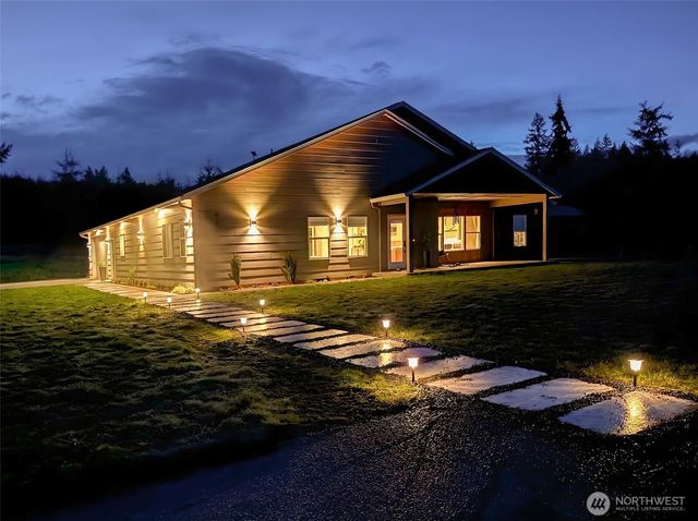 527 Tennessee Road, Winlock, WA 98596