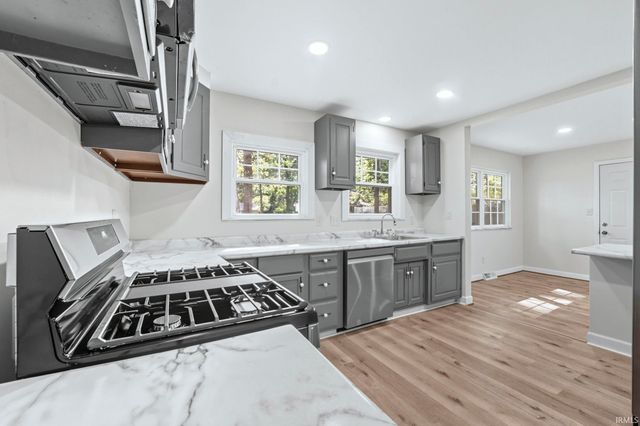 6921 Nordale Drive, Fort Wayne, IN 46804