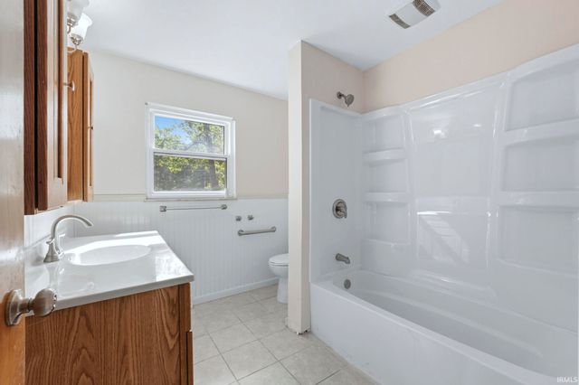 6921 Nordale Drive, Fort Wayne, IN 46804