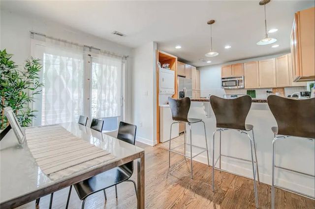 977 Pegg Road, Atlanta, GA 30344