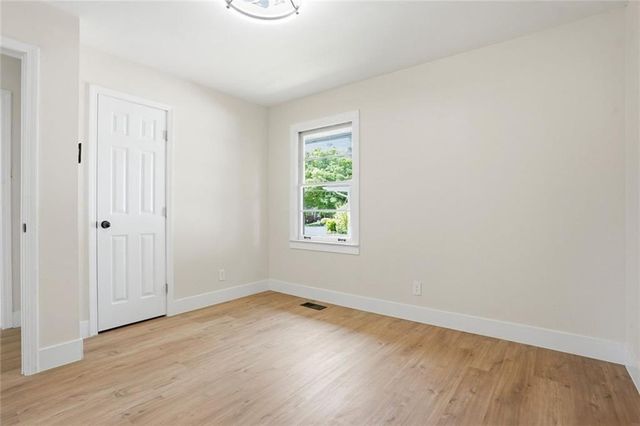 1902 Mural Circle, Morrow, GA 30260