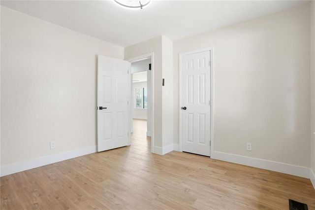 1902 Mural Circle, Morrow, GA 30260