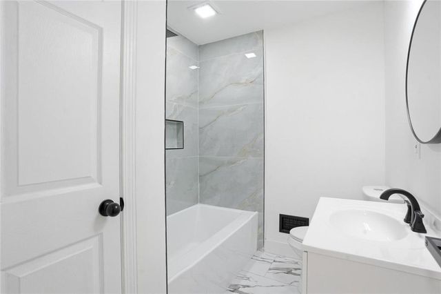1902 Mural Circle, Morrow, GA 30260