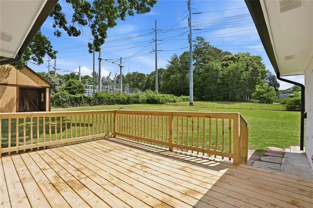 1902 Mural Circle, Morrow, GA 30260