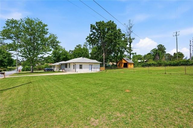 1902 Mural Circle, Morrow, GA 30260