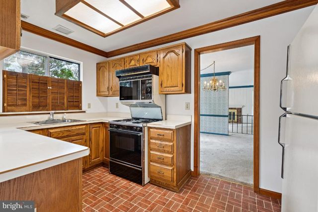 883 WESTMINSTER DR N, Southampton, NJ 08088