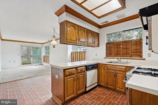 883 WESTMINSTER DR N, Southampton, NJ 08088