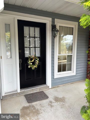 883 WESTMINSTER DR N, Southampton, NJ 08088
