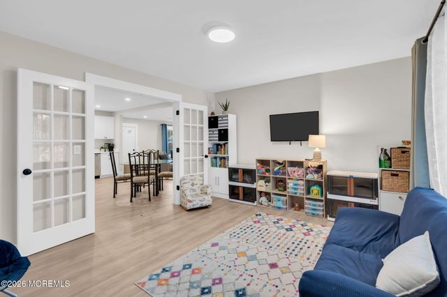 300 Linden Avenue, Pine Beach, NJ 08741