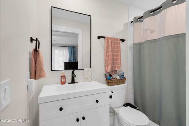 300 Linden Avenue, Pine Beach, NJ 08741