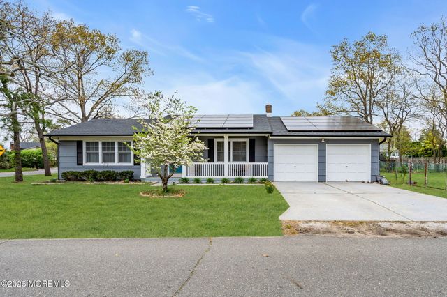 300 Linden Avenue, Pine Beach, NJ 08741