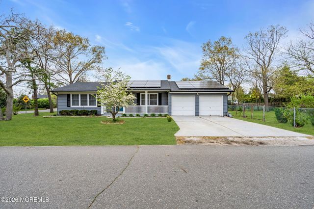 300 Linden Avenue, Pine Beach, NJ 08741