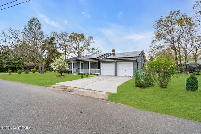 300 Linden Avenue, Pine Beach, NJ 08741