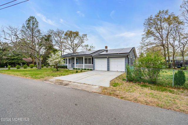 300 Linden Avenue, Pine Beach, NJ 08741