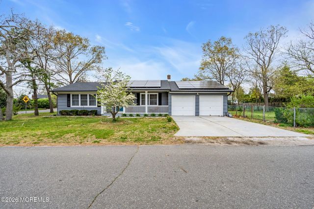 300 Linden Avenue, Pine Beach, NJ 08741