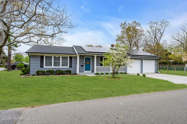 300 Linden Avenue, Pine Beach, NJ 08741