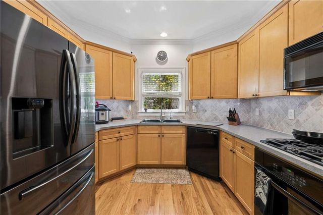 1217 McLendon Drive, Decatur, GA 30033