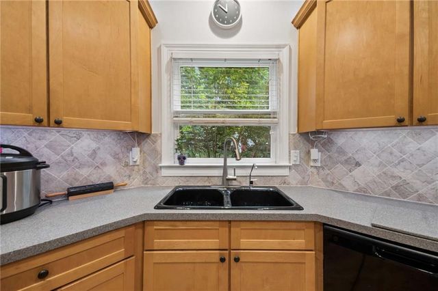 1217 McLendon Drive, Decatur, GA 30033