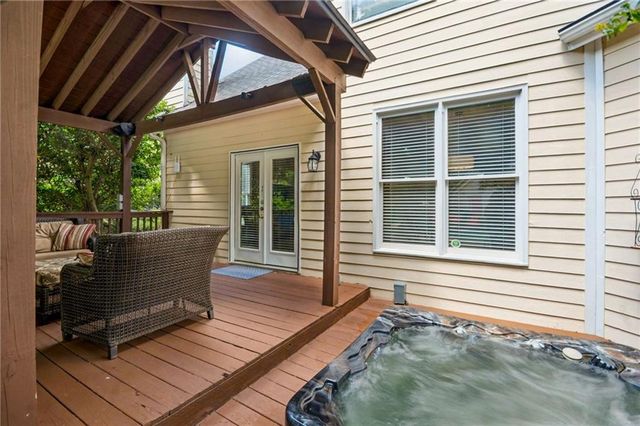 1217 McLendon Drive, Decatur, GA 30033
