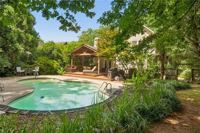 1217 McLendon Drive, Decatur, GA 30033