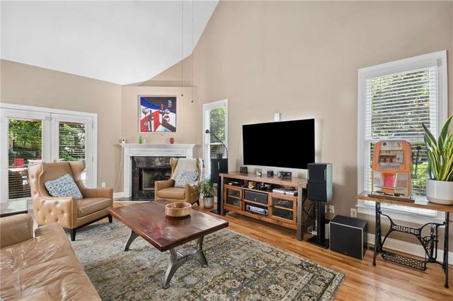 1217 McLendon Drive, Decatur, GA 30033