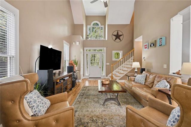 1217 McLendon Drive, Decatur, GA 30033